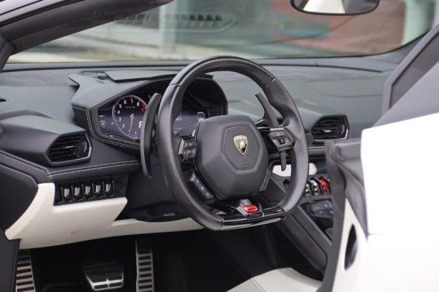 LAMBORGHINI Huracan Huracán 5.2 V10 AWD Spyder LIFT - UFFICIALE