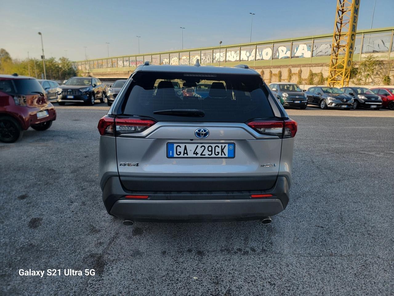 Toyota RAV 4 2.5 HV (218CV) GARANZIA PERMUTE