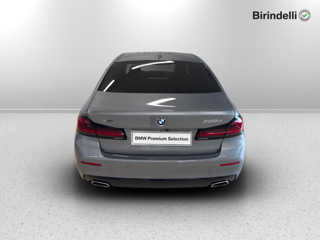 BMW Serie 5(G30/31/F90) - 520d 48V xDrive Business