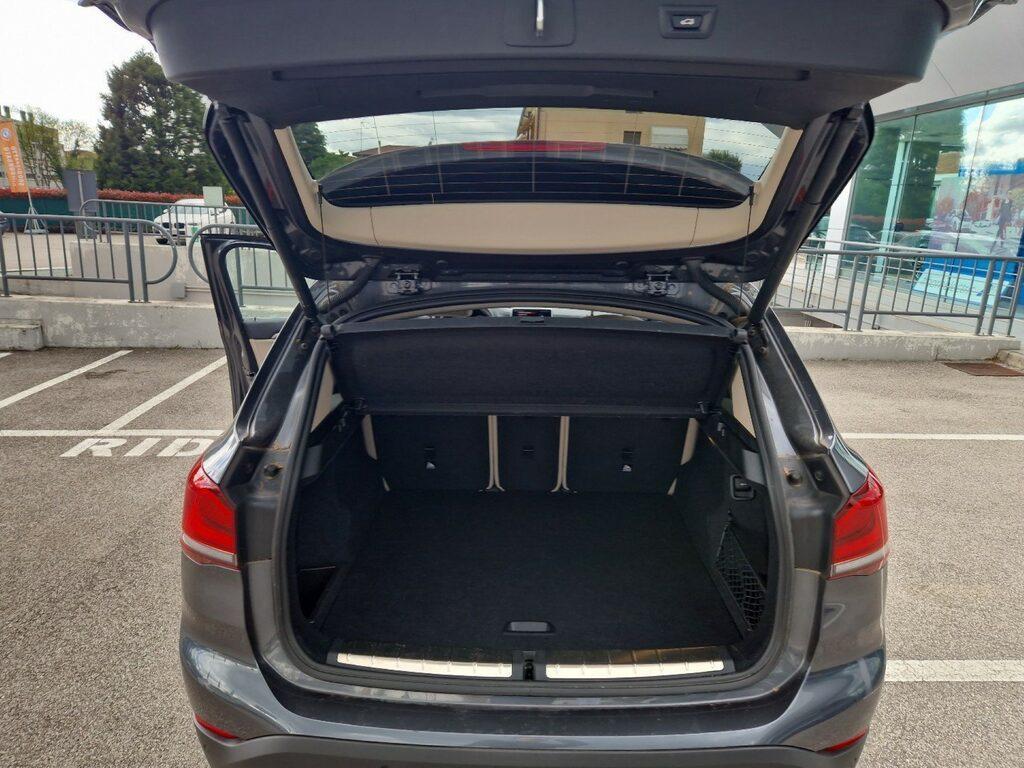 BMW X1 18 i xLine Plus sDrive Steptronic