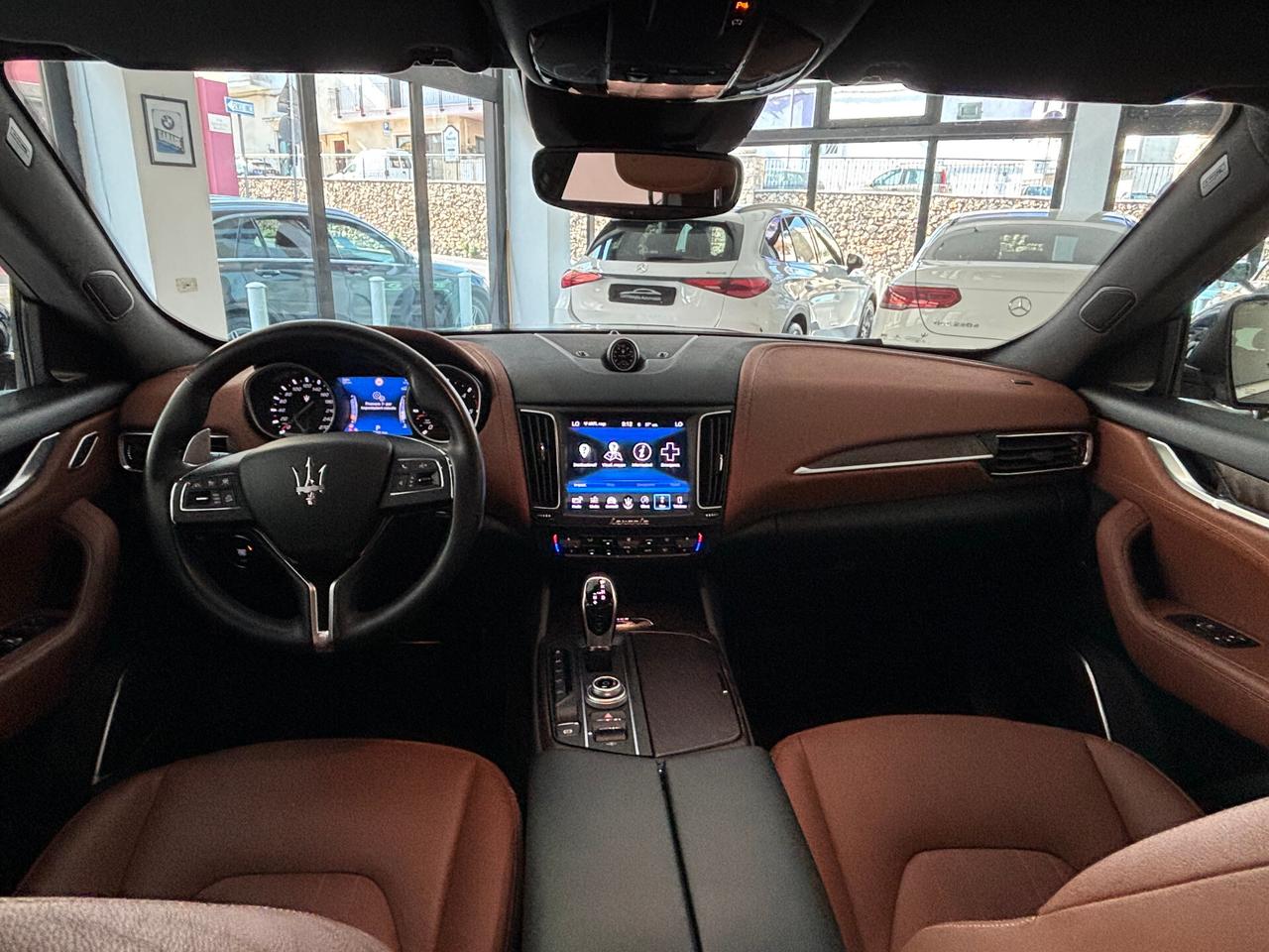 Maserati Levante 3.0 V6 Q4 Granlusso 275cv auto 2018