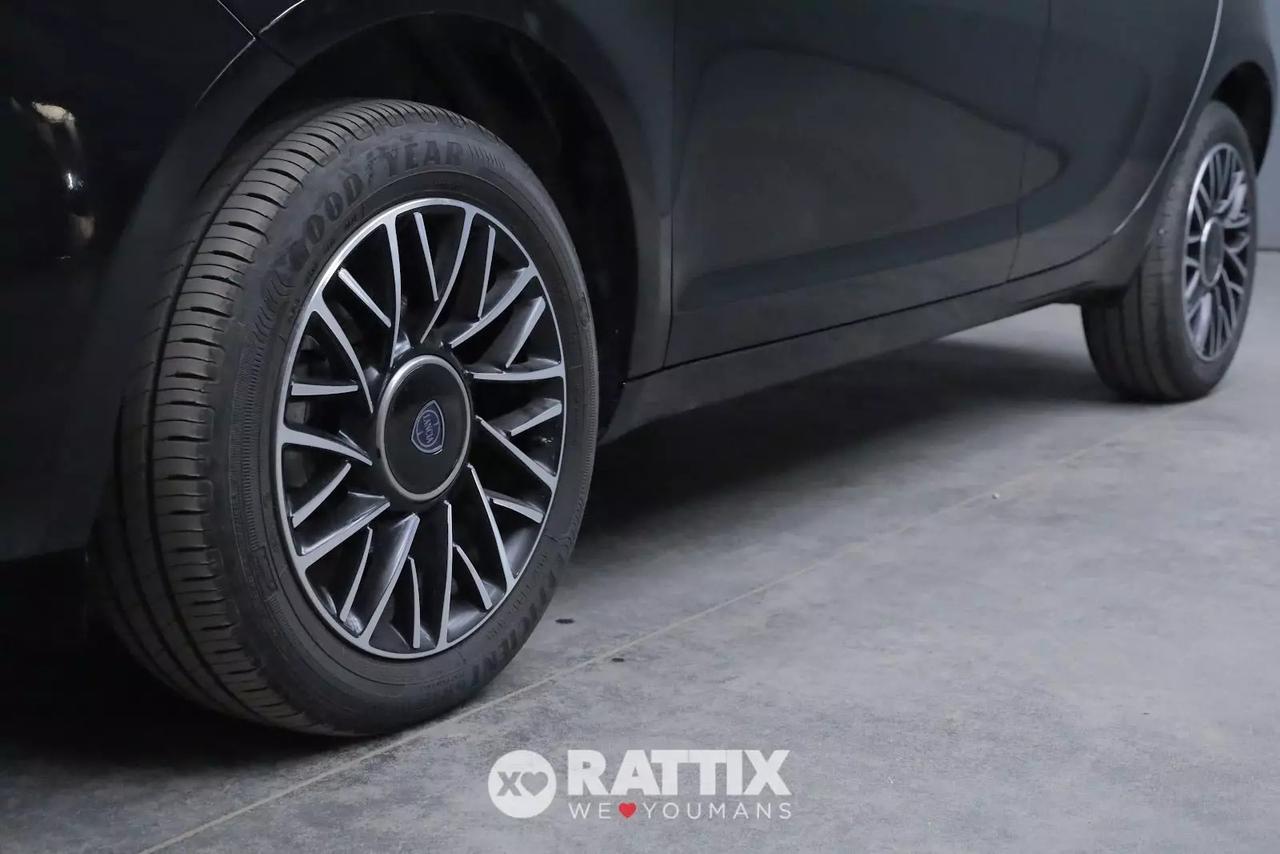 Lancia Ypsilon 1.0 Firefly Hybrid 70CV Platino