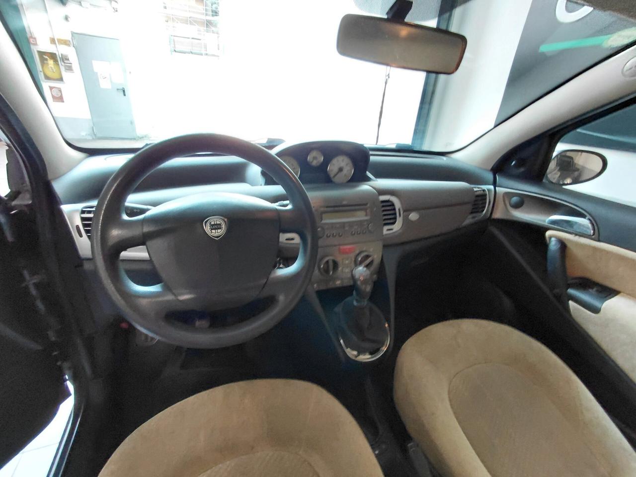 Lancia Y 1.2i 16V cat Unica