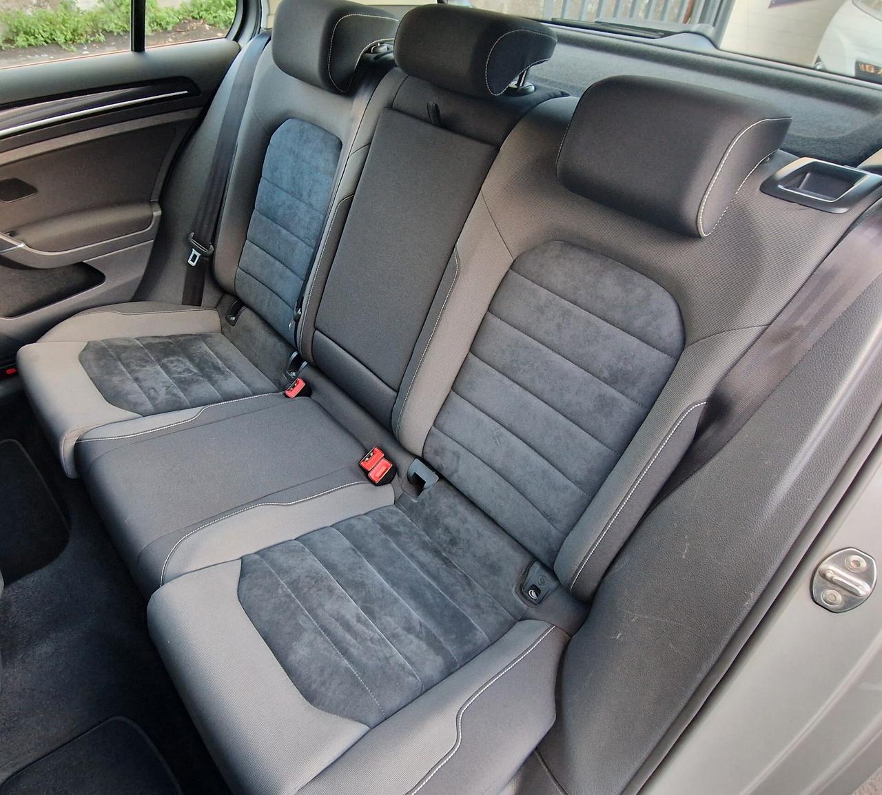 Volkswagen Golf Business 1.6 TDI 5p. 4MOTION Highline BlueMotion Tech.