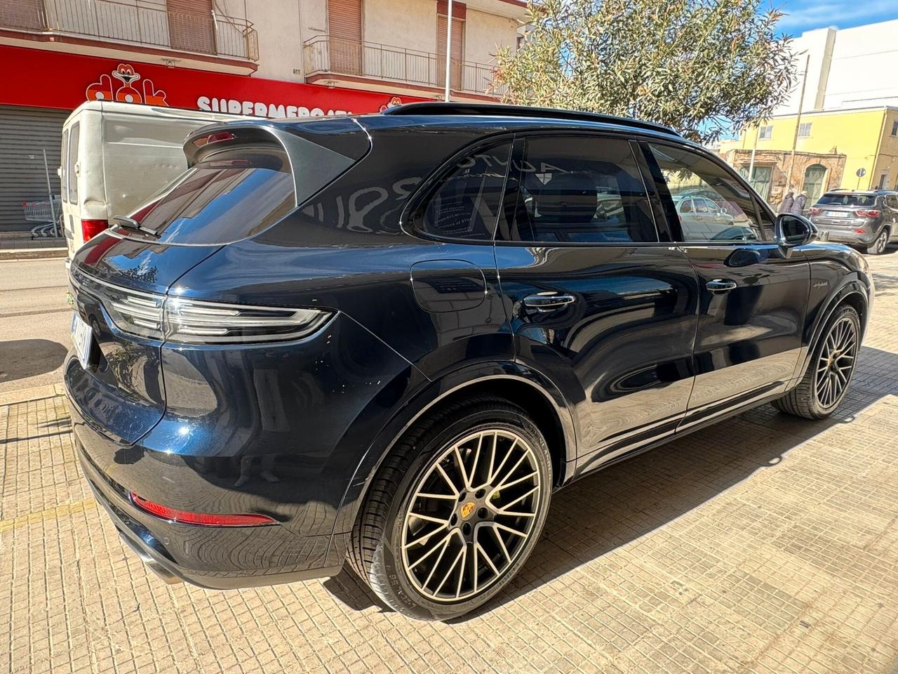 Porsche Cayenne 3.0 V6 E-Hybrid