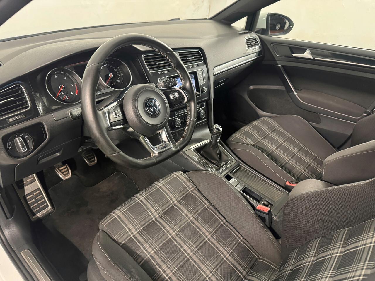 Golf GTD 2.0 TDI 5p. EURO6 1PROPRIETARIO