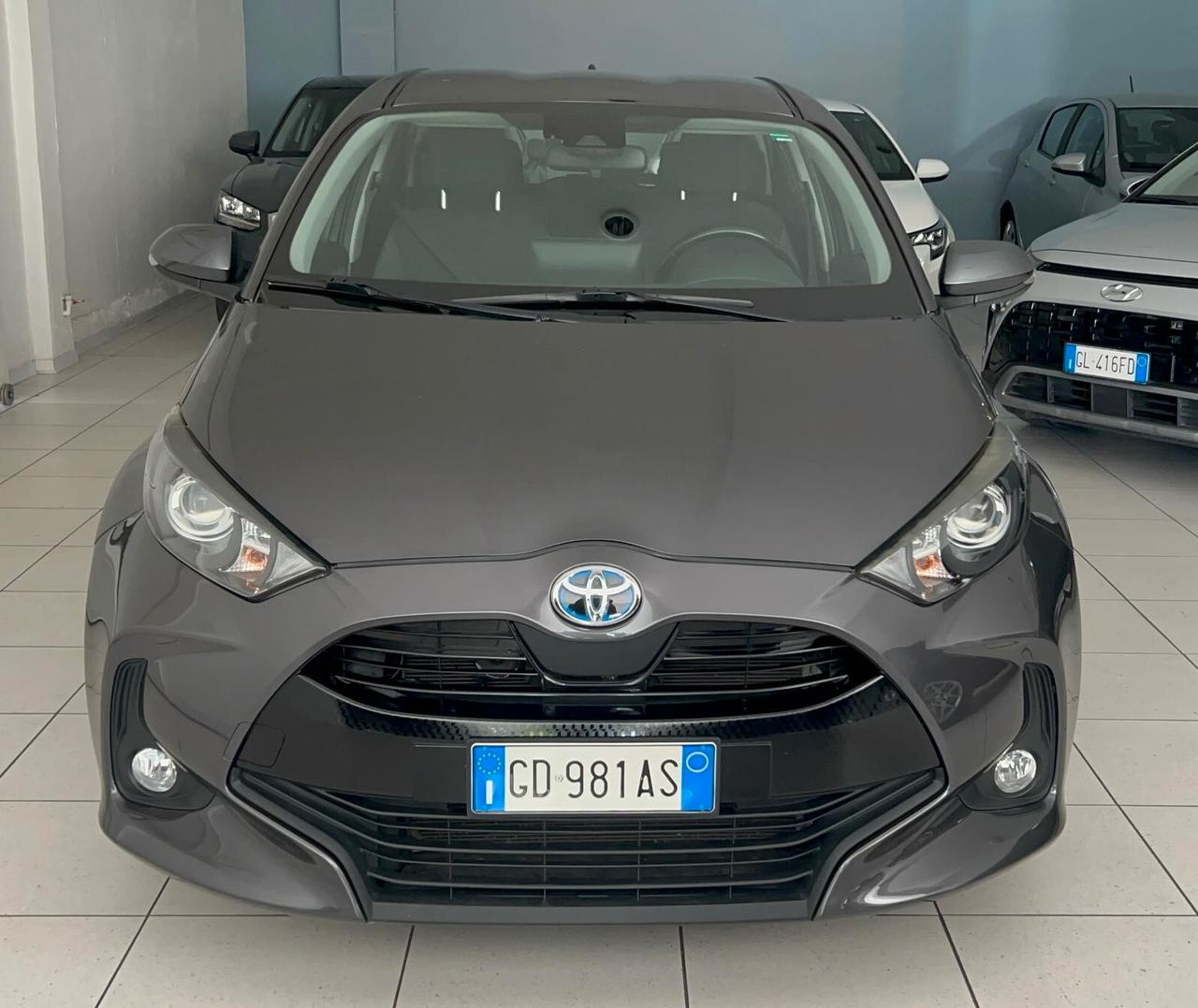Toyota Yaris 1.5 Hybrid 5 porte Business