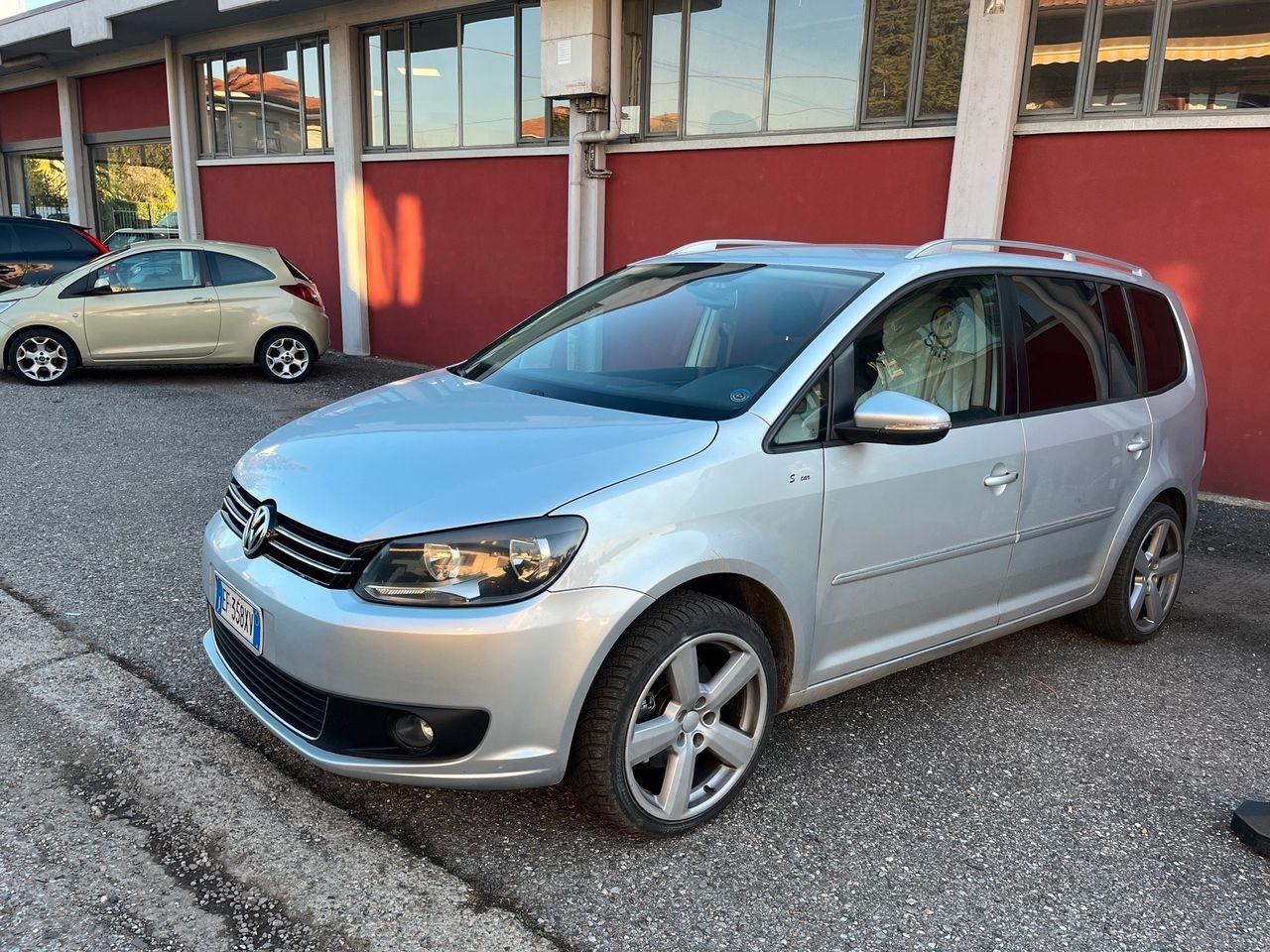 Volkswagen Touran 2.0 TDI 140 CV DSG Highline