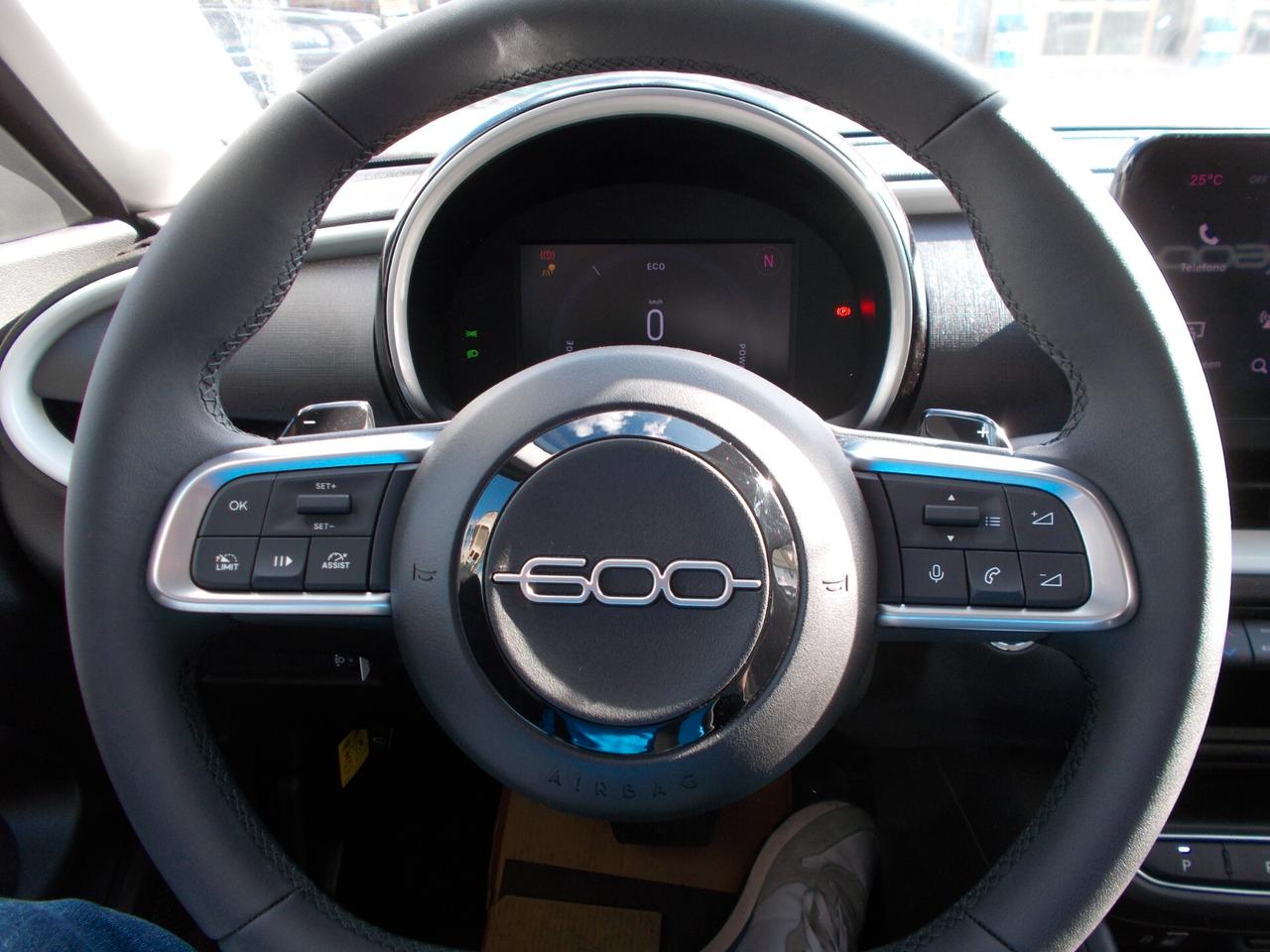 Fiat 600 Hybrid 100 CV DCT MHEV