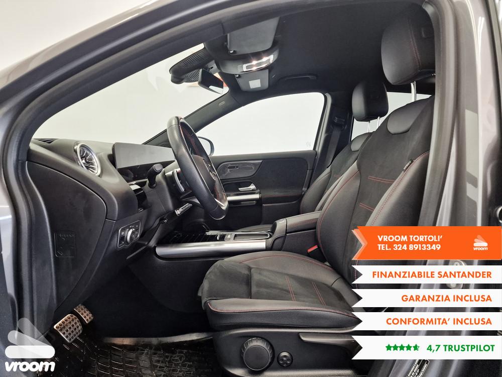 MERCEDES GLA (H247) GLA 200 d Automati...