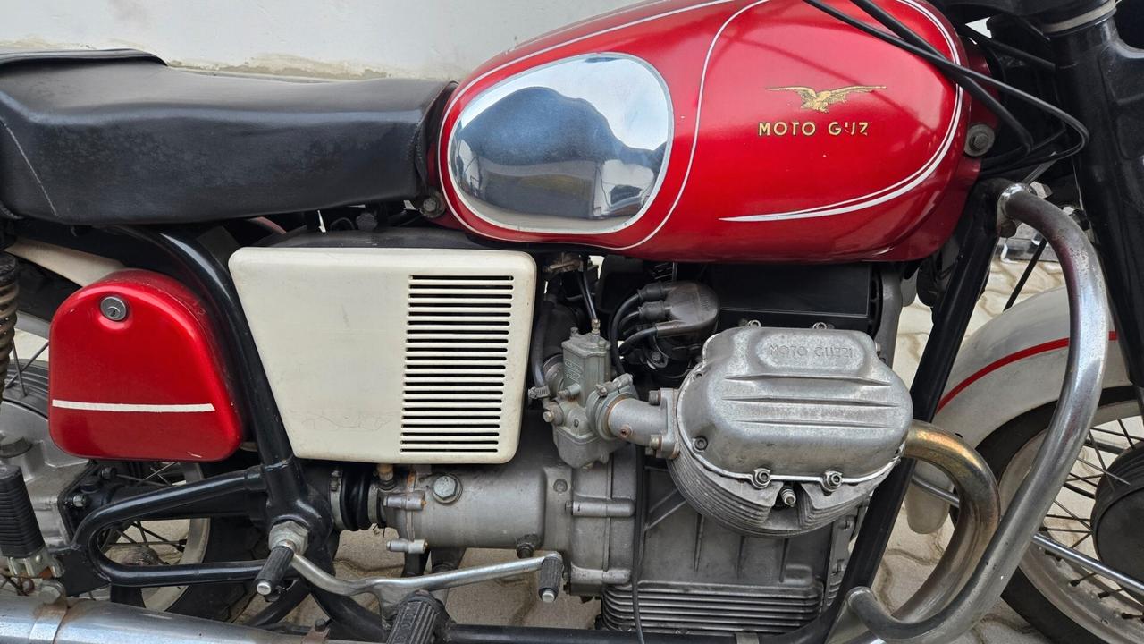 Moto Guzzi V7 SPECIAL SPORT