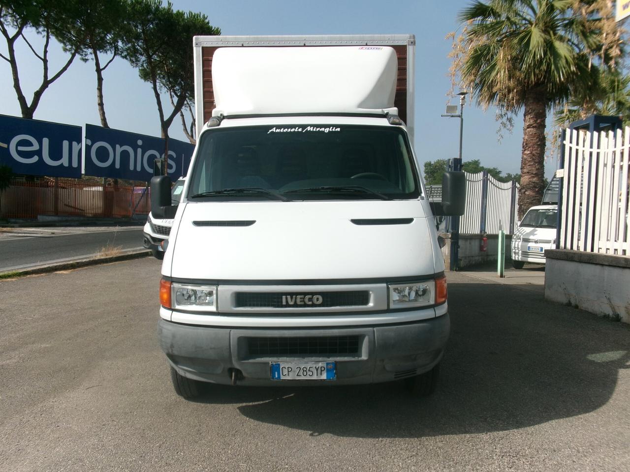 Iveco Daily 35C12 2.3 120CV P.3450 FURGONE LEGA DA 3.95M 200000 KM