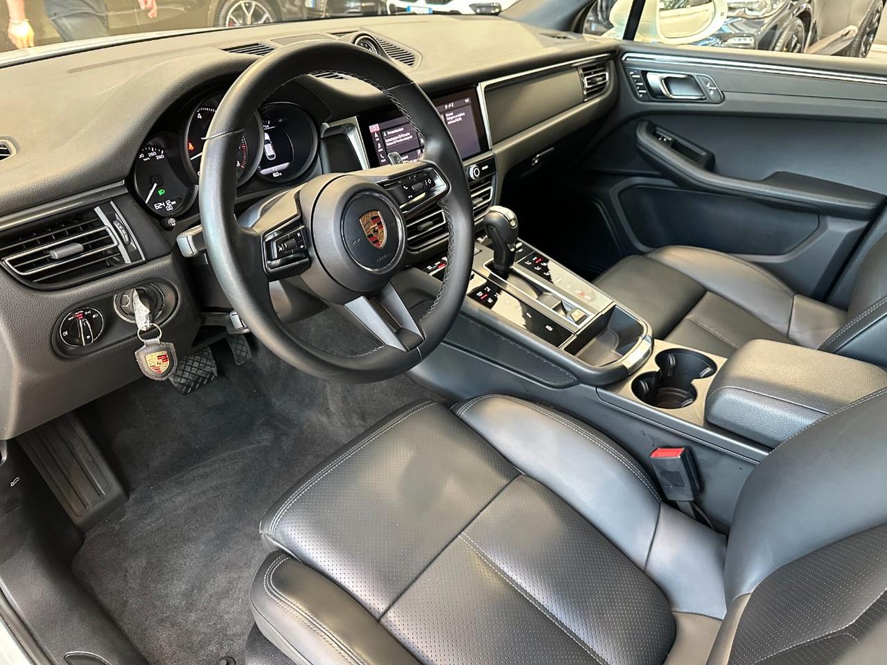 Porsche Macan 2.0 265cv PDK-21"-PDLS-PASM-Pelle nera-Scarichi Sport