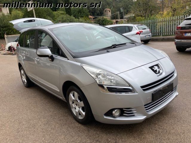 PEUGEOT 5008 1.6 HDi 115CV Active