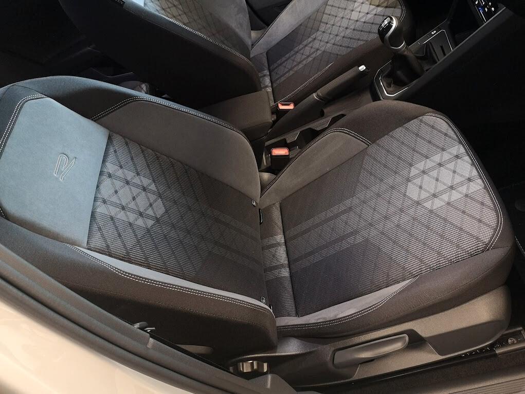 Volkswagen Polo 1.0 TSI R-Line