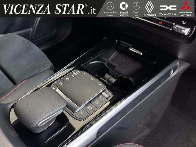 MERCEDES-BENZ GLB 180 d PREMIUM AMG