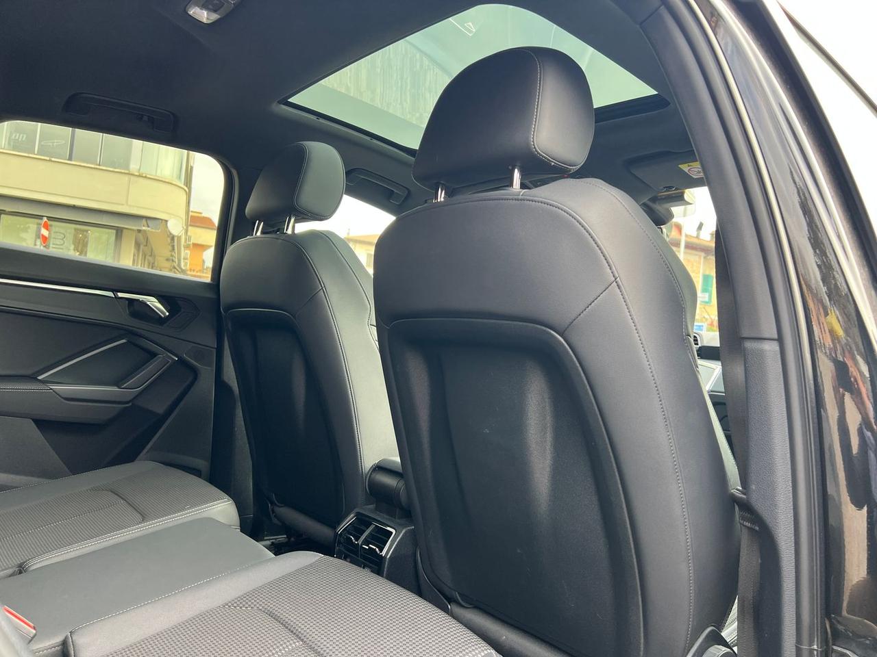 Audi Q3 2.0 35 TDI S Line #9694