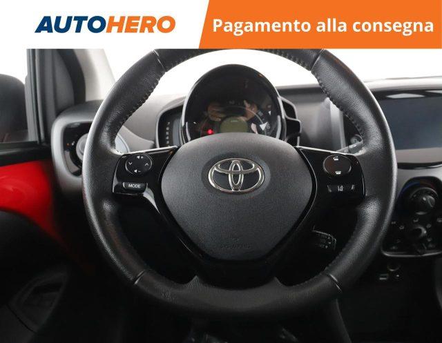 TOYOTA Aygo Connect 1.0 VVT-i 72 CV 5 porte x-play