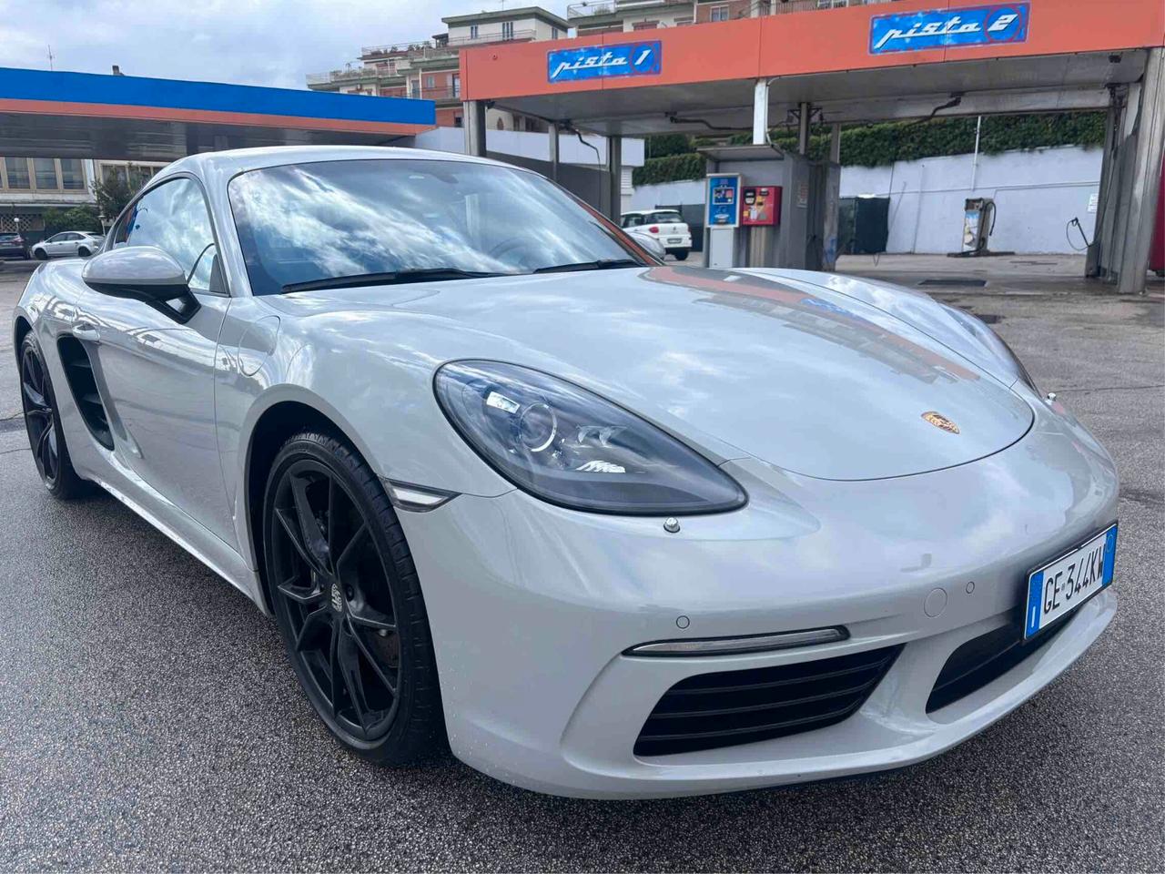Porsche 718 Spyder Cayman 2.0
