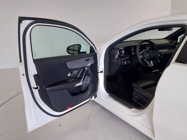 MERCEDES-BENZ A 180 d Automatic Sport