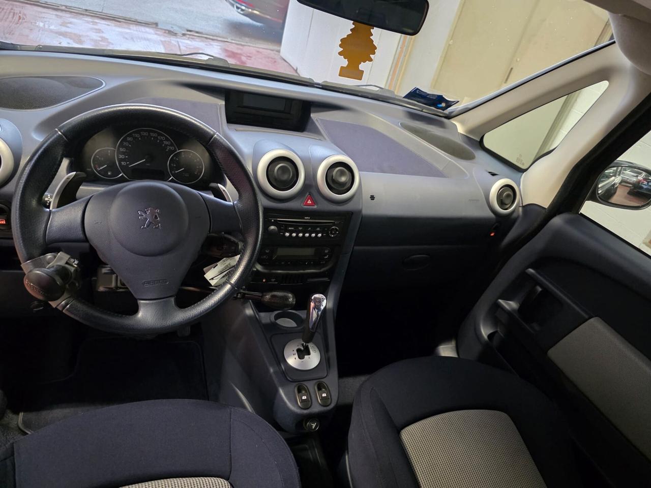 Peugeot 1007 1.6 Sporty 2Tronic allestimento e ausili di guida per disabili 94.800 KM