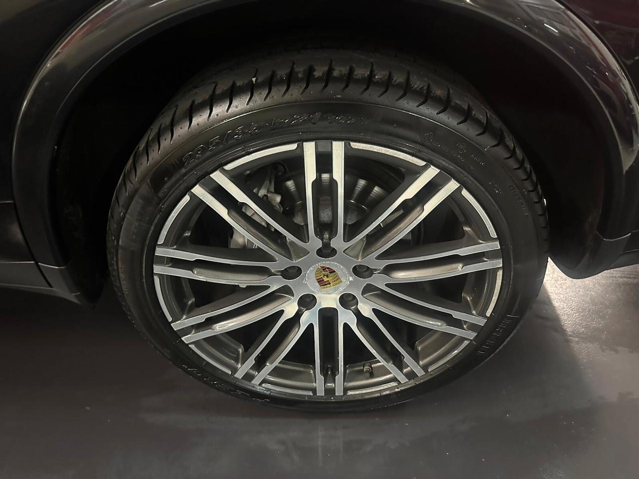 Porsche Cayenne 3.0 Diesel Platinum Edition