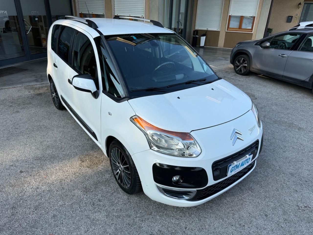 Citroen C3 Picasso 1.6 HDi 90 cv - Neopatentati
