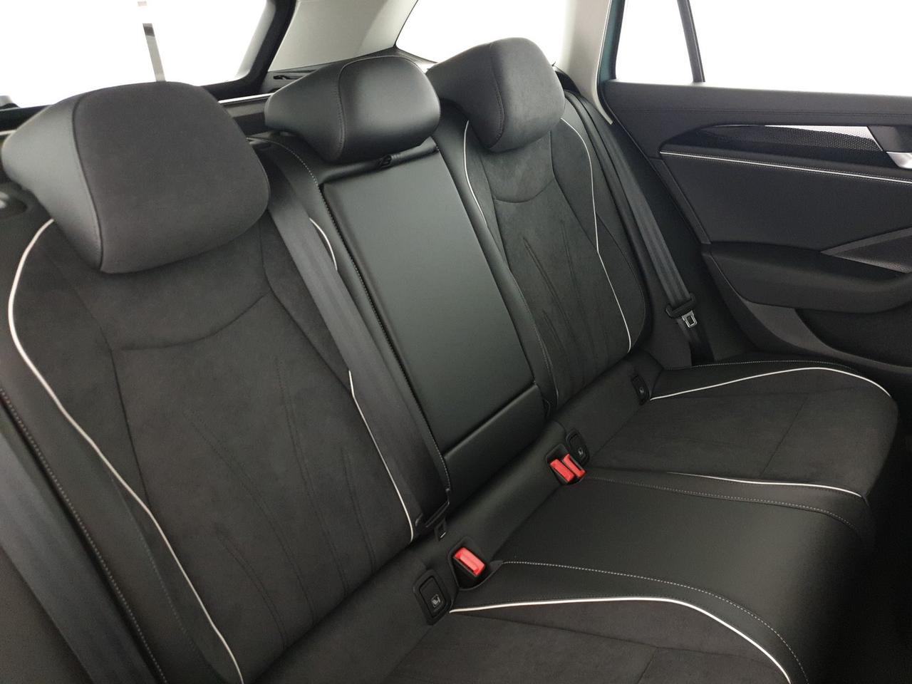 Volkswagen Passat 2.0 tdi scr business 150cv dsg