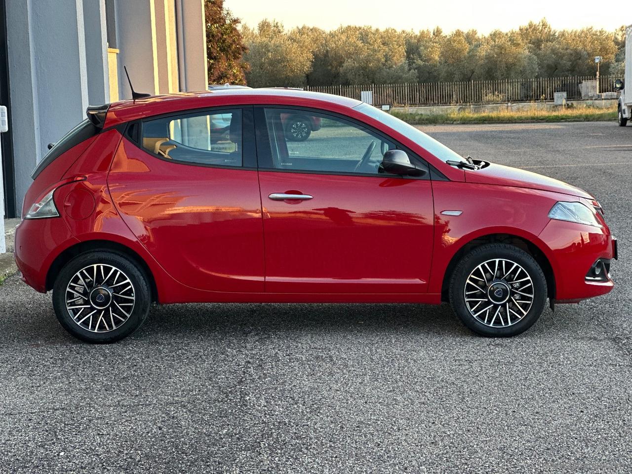 LANCIA Ypsilon 1.2 69 CV 5p. GPL GOLD Plus