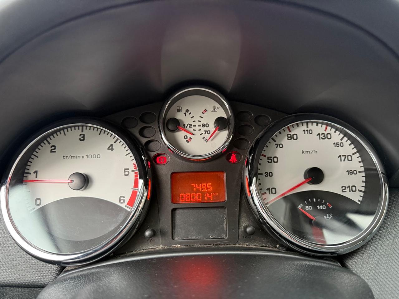 Peugeot 207 1.6 HDi 90CV 5p. XS