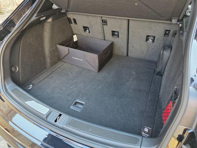 PORSCHE Macan 2.9 GTS