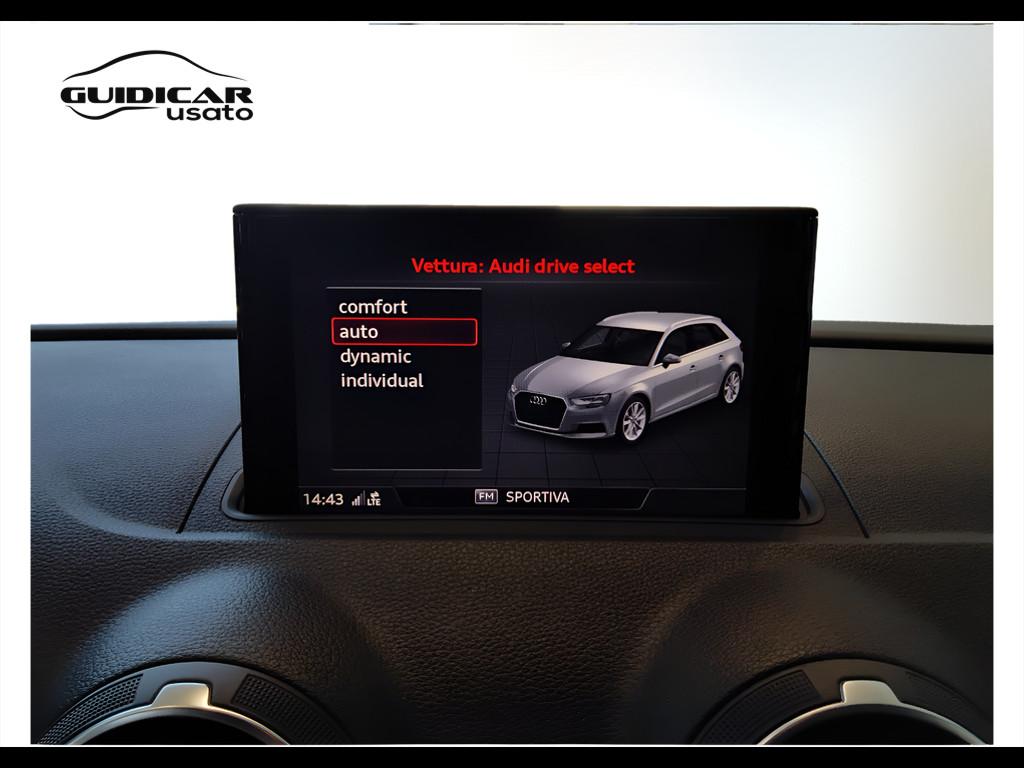 AUDI A3 III 2016 Sportback - A3 Sportback 30 1.0 tfsi Admired 116