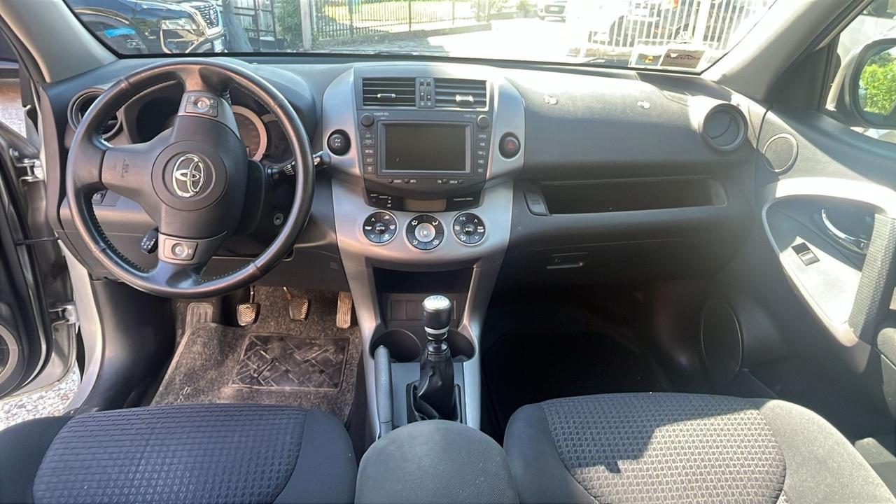 Toyota RAV 4 RAV4 2.2 D-4D 177 CV Luxury