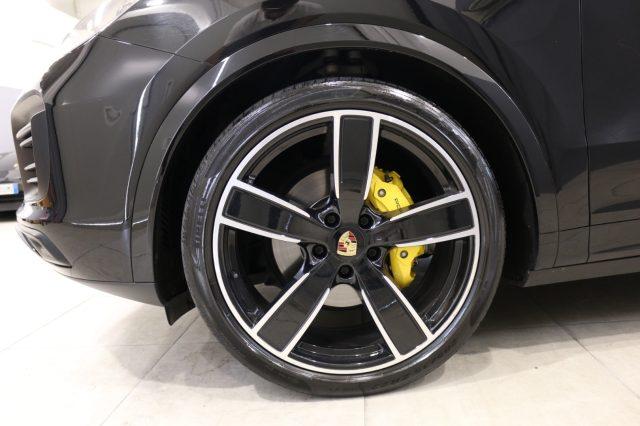 PORSCHE Cayenne Coupé 3.0 V6 Platinum Edition