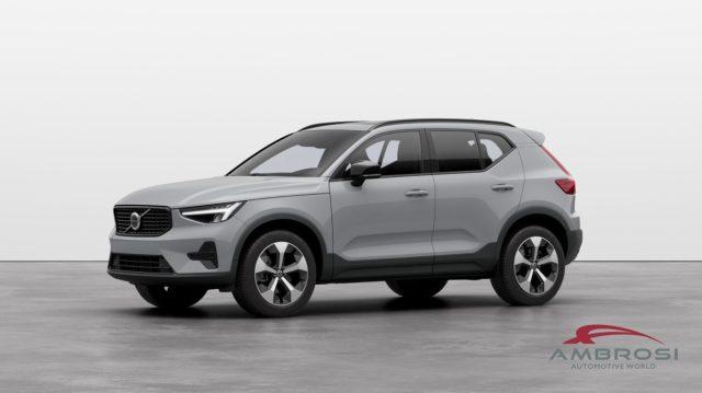 VOLVO XC40 B4 Mild hybrid Benzina Ultra Dark