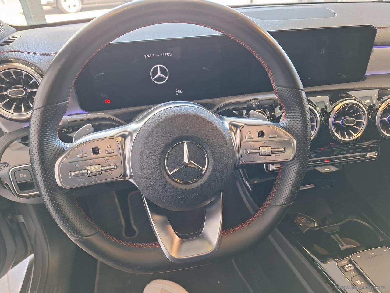 MERCEDES-BENZ CLA 200 d Automatic Premium