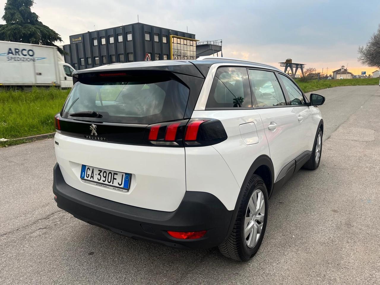 Peugeot 5008 PureTech Turbo 130 S&S Active