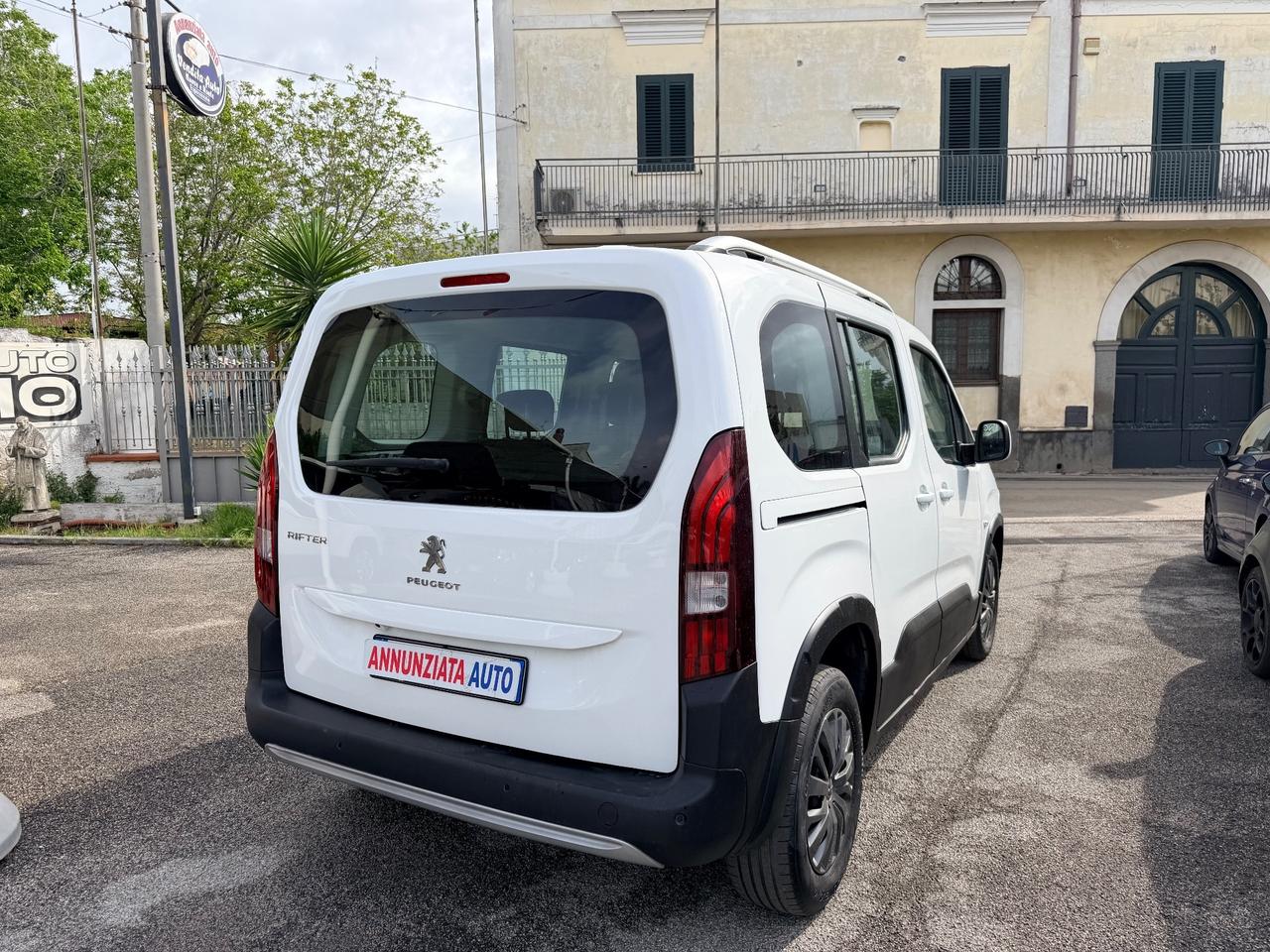 Peugeot Rifter BlueHDi 100 S&S