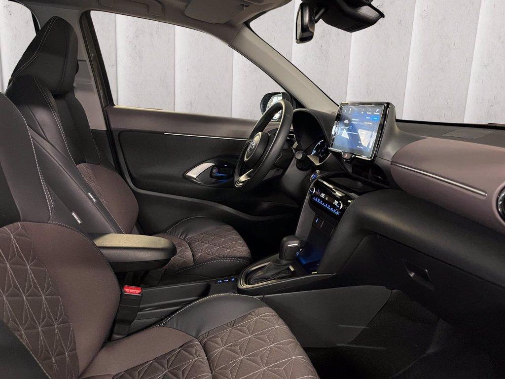 TOYOTA Yaris Cross 1.5h Lounge fwd 116cv e-cvt del 2023