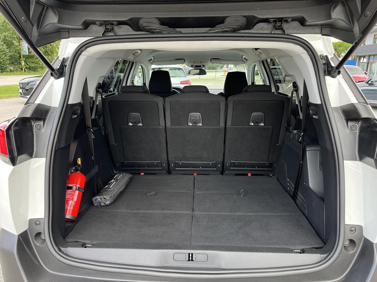 PEUGEOT 5008 1500 DCI 130 CV AUTOM. 7 POSTI