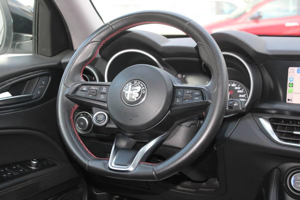 Alfa Romeo Stelvio 2.2 t Business rwd 160cv auto CON NAVI E CARPLAY