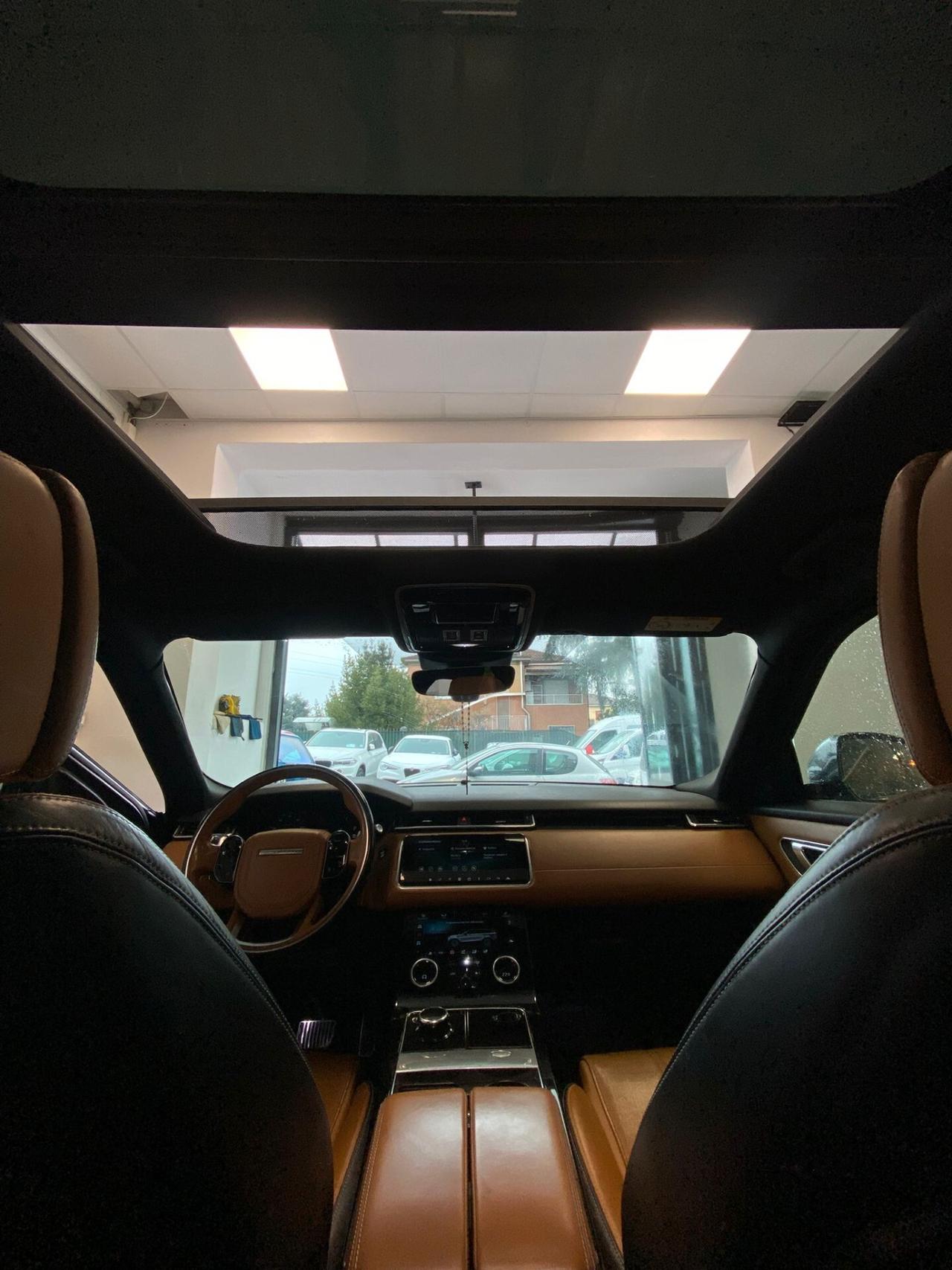 Land Rover Range Velar 3.0 V6 SD6 300 CV First Edition