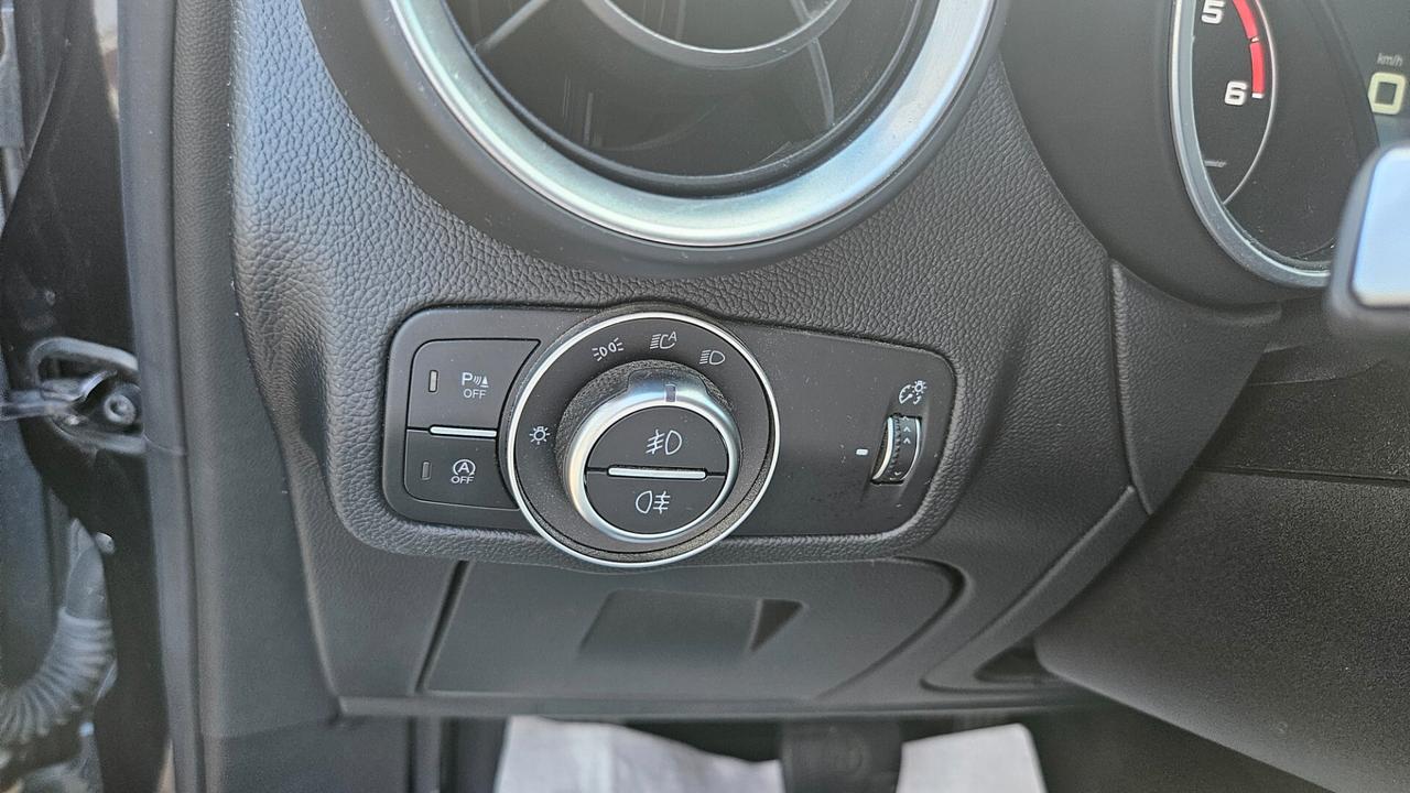 Alfa Romeo Stelvio 2.2 t Executive Q4 210cv auto PELLE-CAM-CERCHI 19