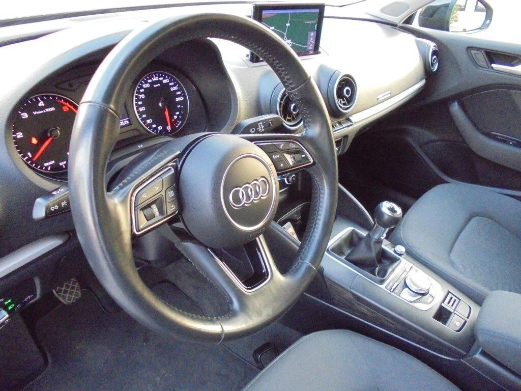 Audi A3 SPB 30 TDI Business