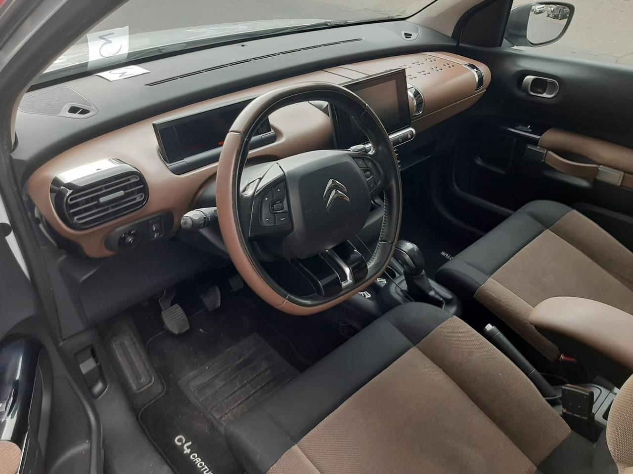 Citroen C4 Cactus BlueHDi 100 Shine