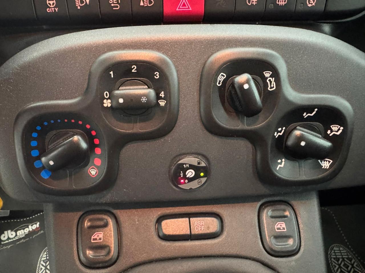 Fiat Panda III 1.0 Hybrid Easy Connect GPL