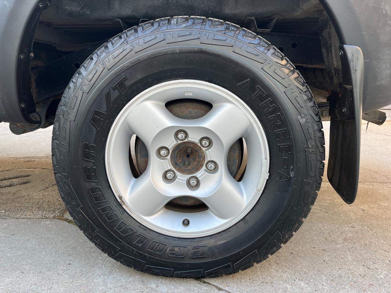 Nissan Pick-up 2.5 TD 2 porte King Cab 4X4