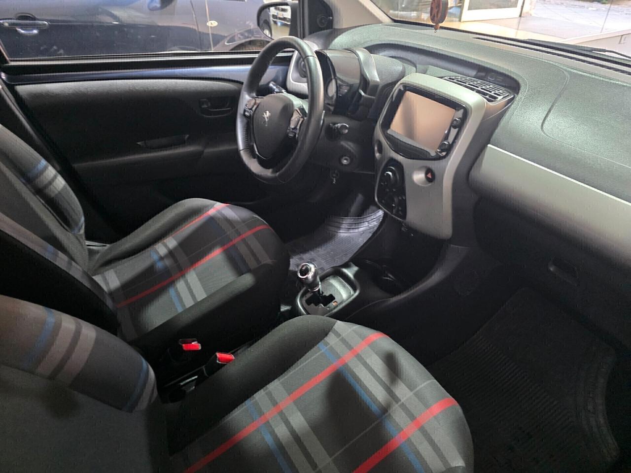 Peugeot 108 1.0 AUTOMATICA 5 Porte