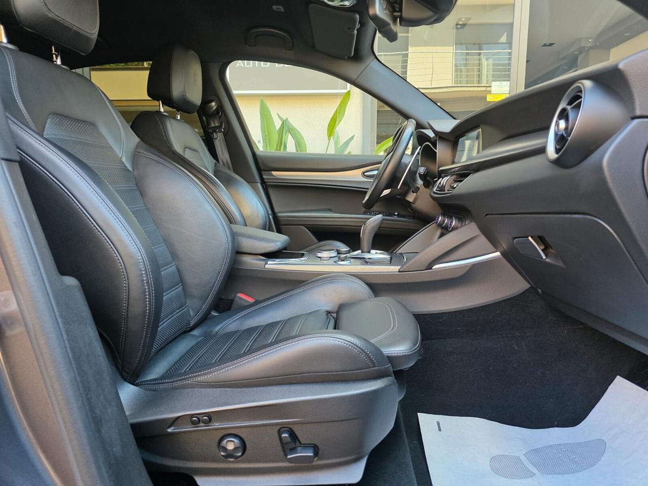 Alfa Romeo Stelvio 2.2 Turbodiesel 190 CV AT8 Q4 Pack VELOCE