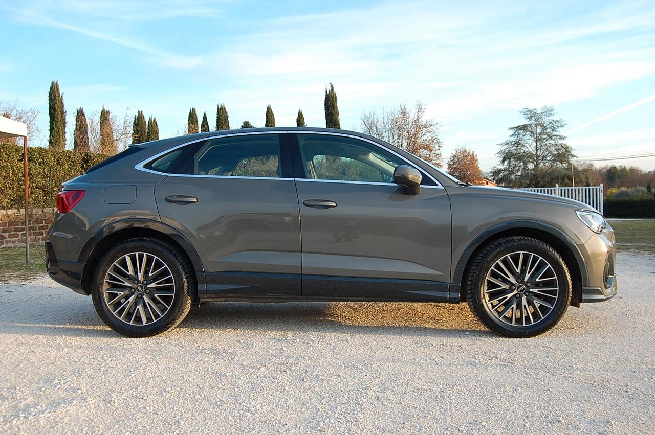 Audi Q3 35 TDI S tronic Business